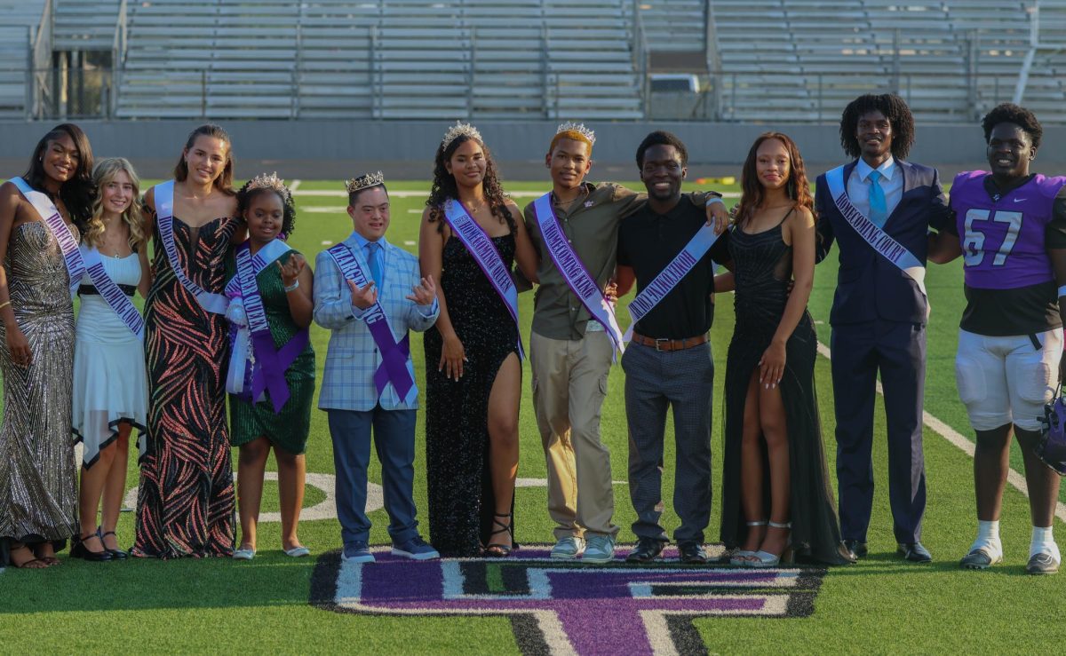 Hoco Crowning