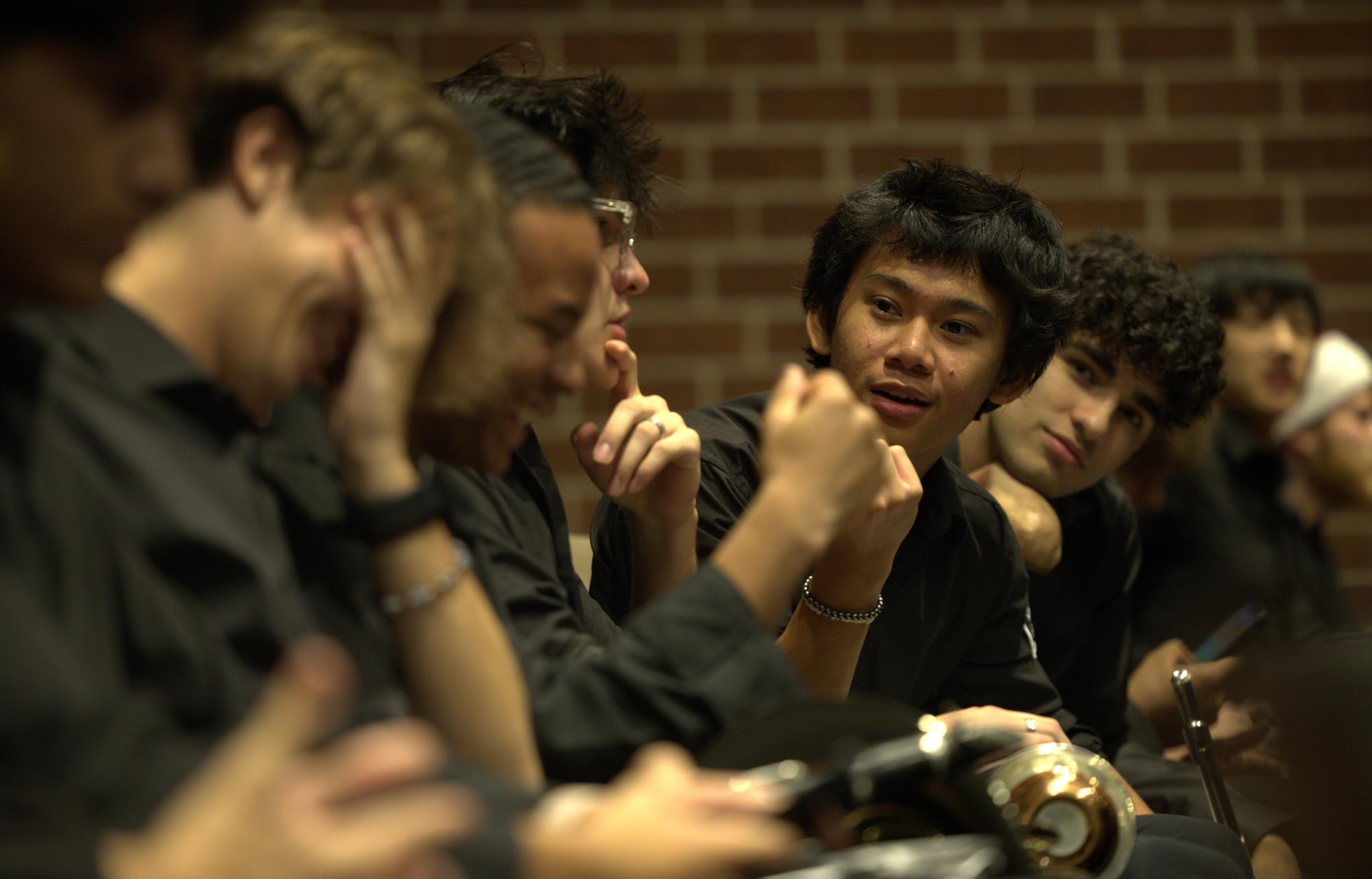 Band 12.08.25